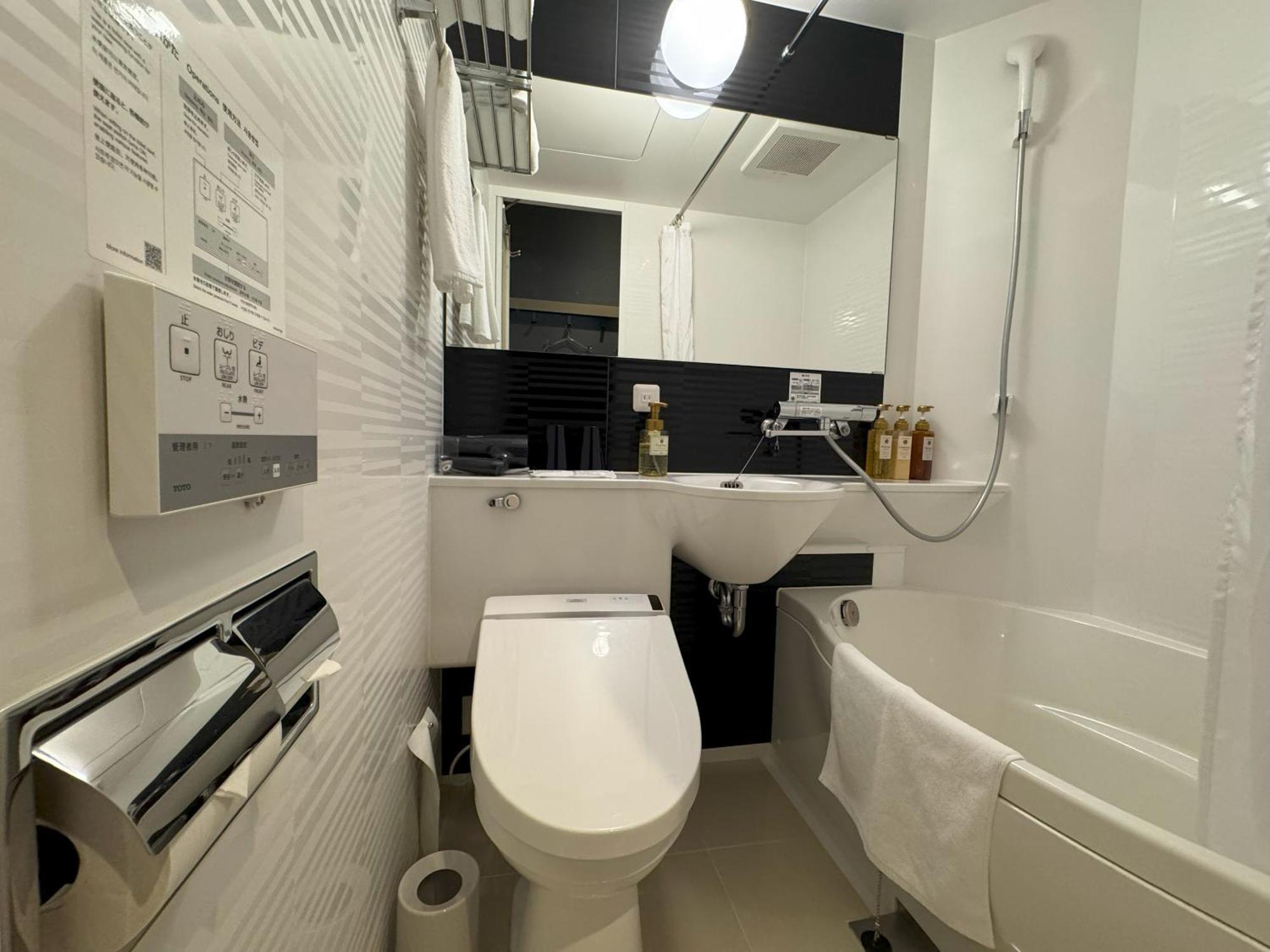 Travelodge Kyoto Shijo Omiya Екстериор снимка